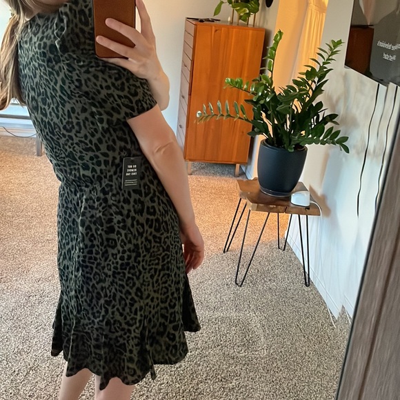 NWT Leopard Print Dress - Picture 2 of 4